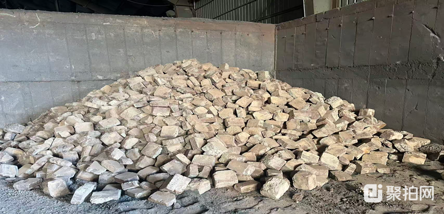 废旧镁铁铝尖晶石砖41吨