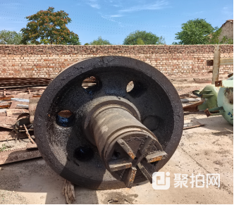 废旧大型备件