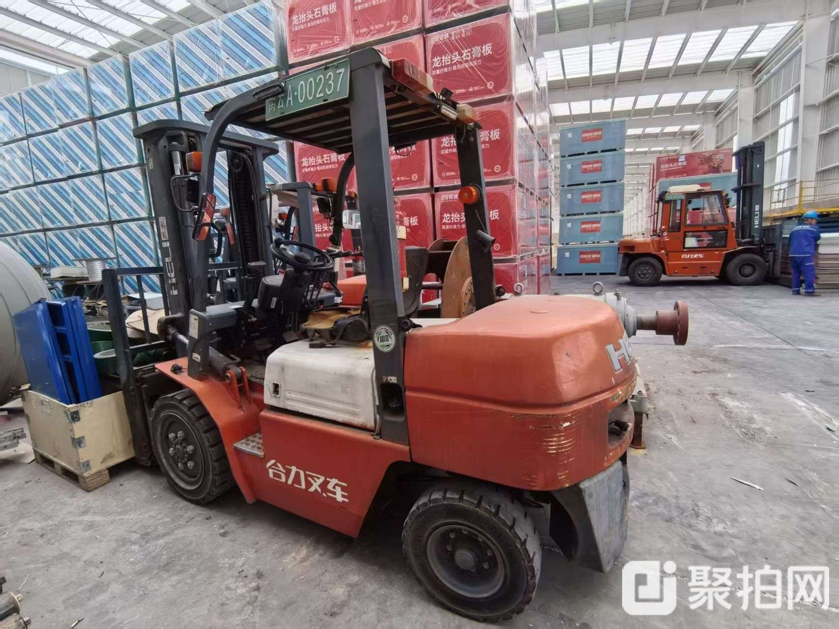 两台内燃式叉车1批