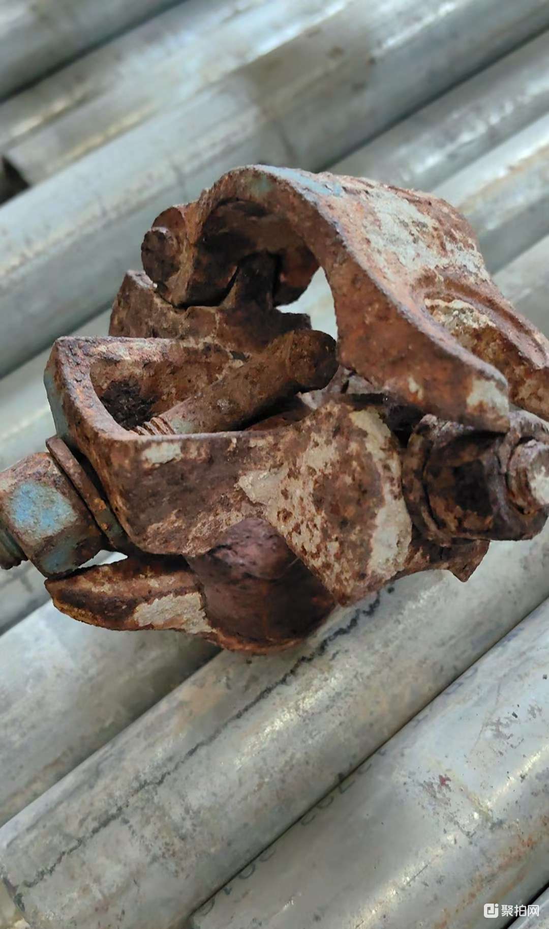 废钢（扣件、doka模板平台维护板、碳钢管）