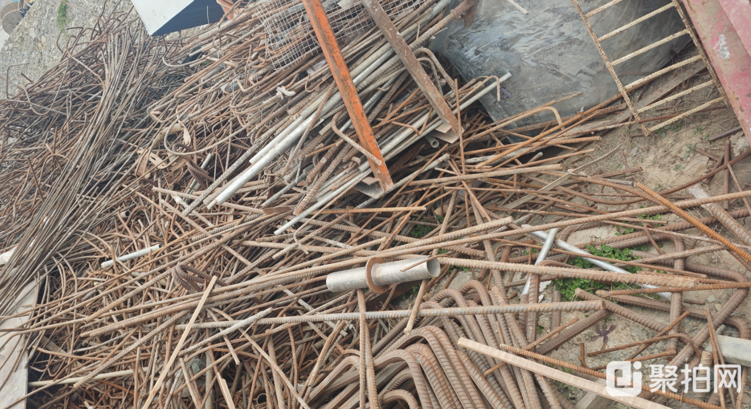 废钢筋