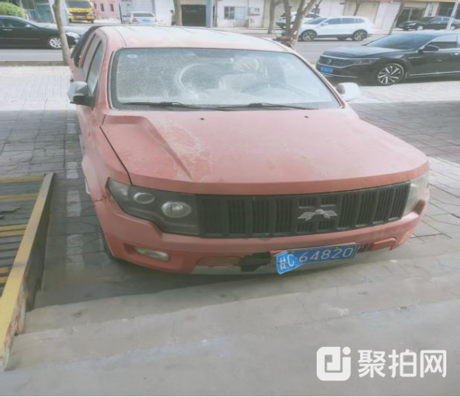 福德牌皮卡车（甘C-64820）1辆