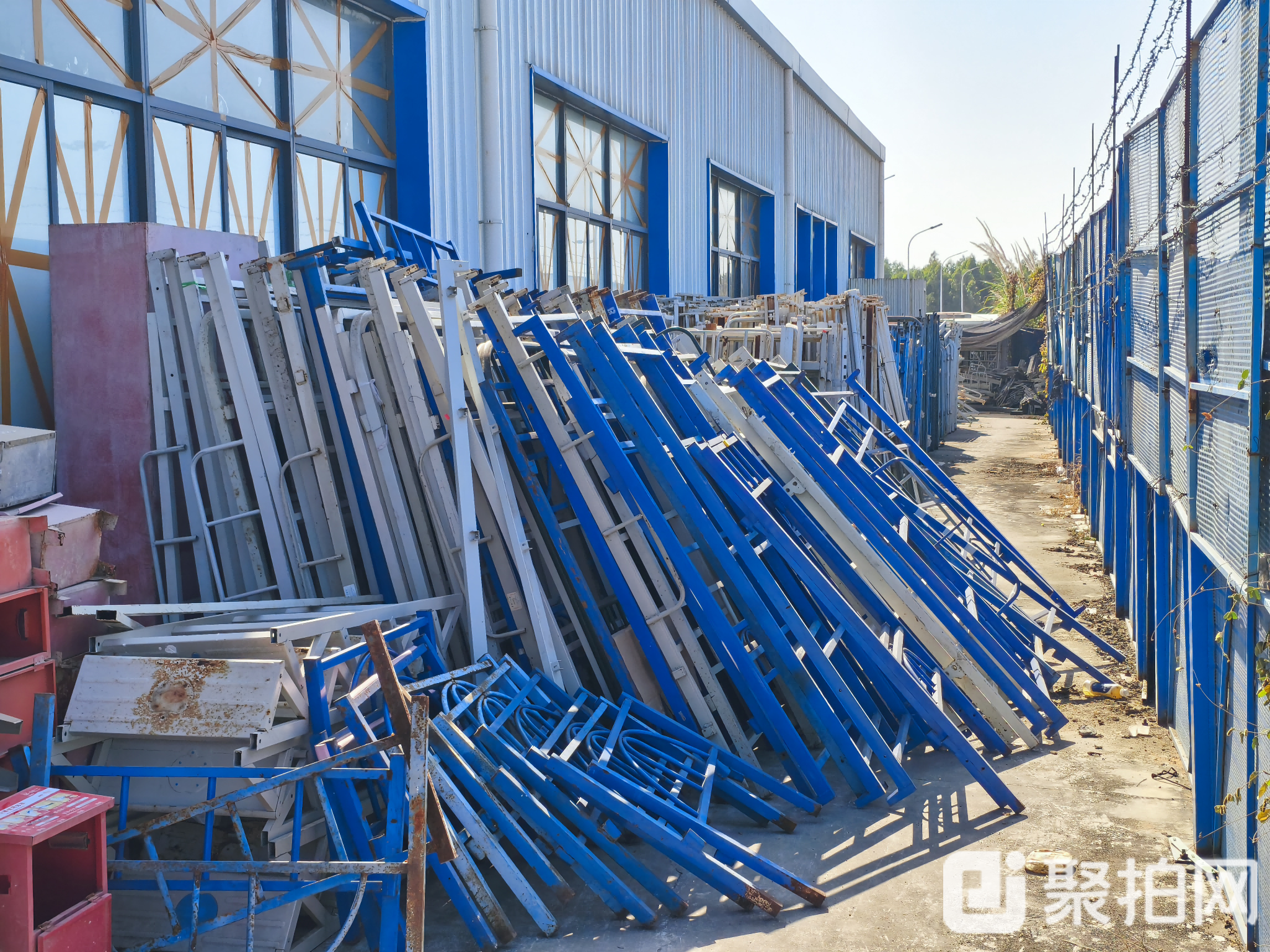 闲置铁床（900mm*2000mm，1222个床位）