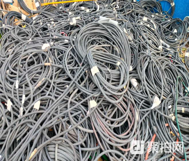 废电缆及灯带