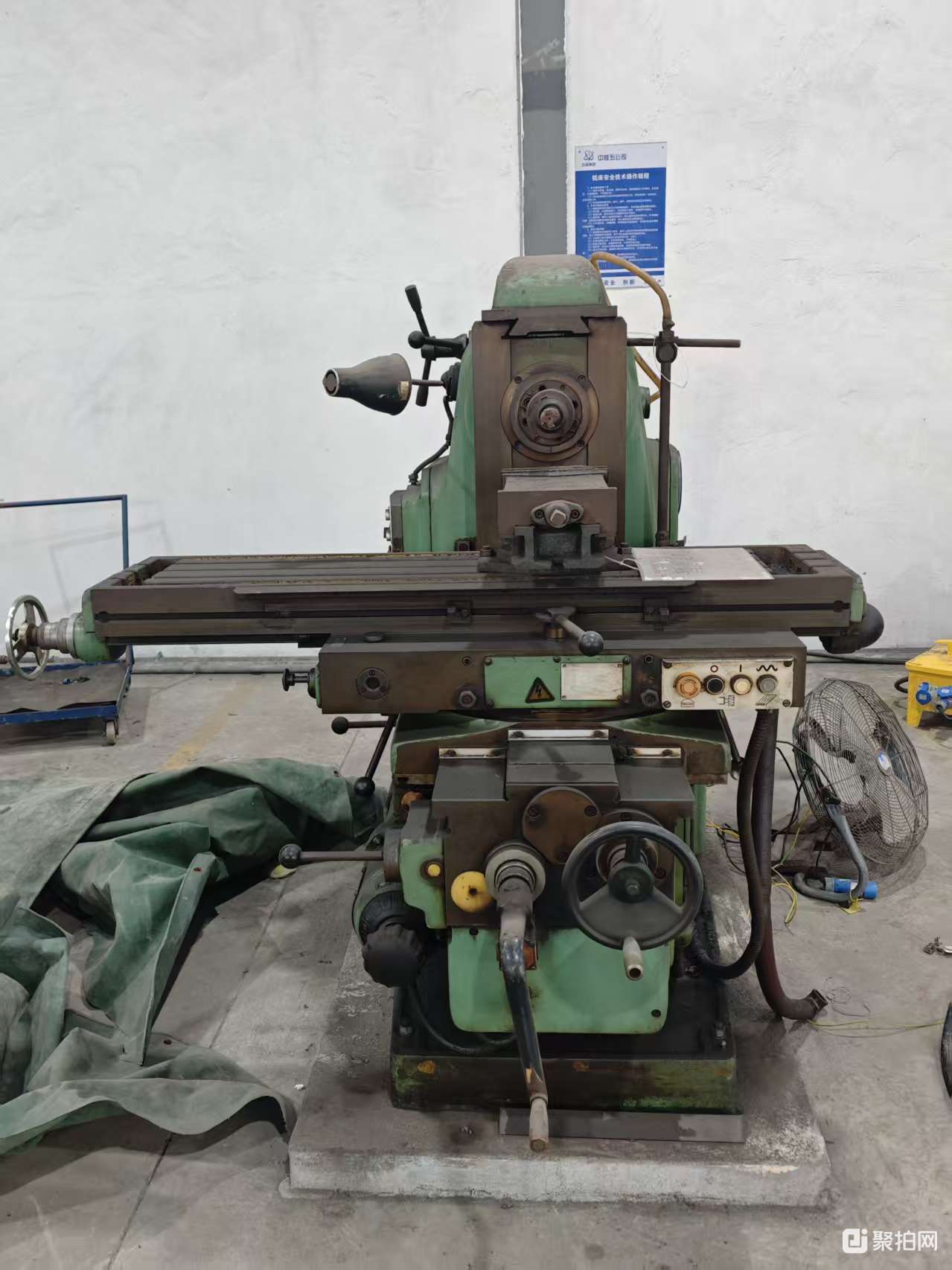 废旧万能铣床