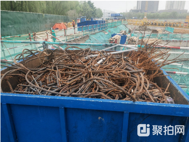 废钢筋、格构柱