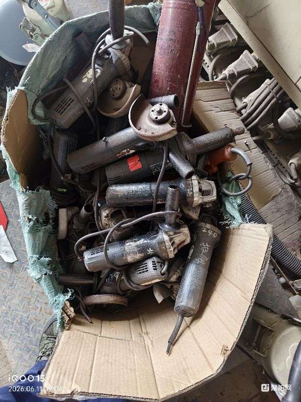 废旧工机具