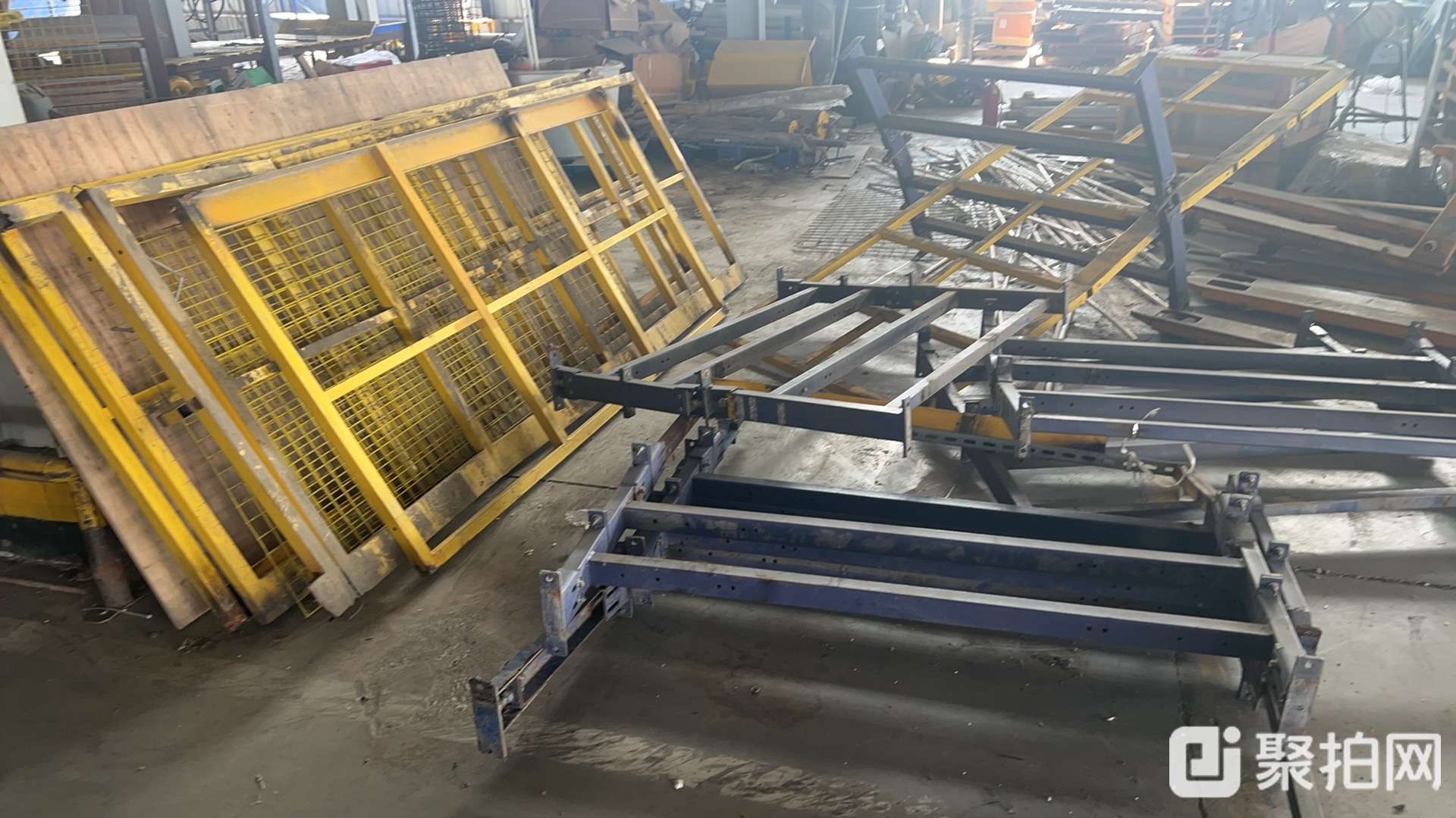 废钢铁-升降平台、废铁、货车尾板5吨