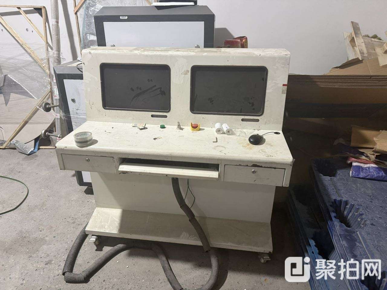 物流设备-龙门式安检机1台