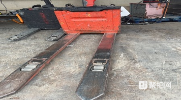 物流设备-电动叉车3台