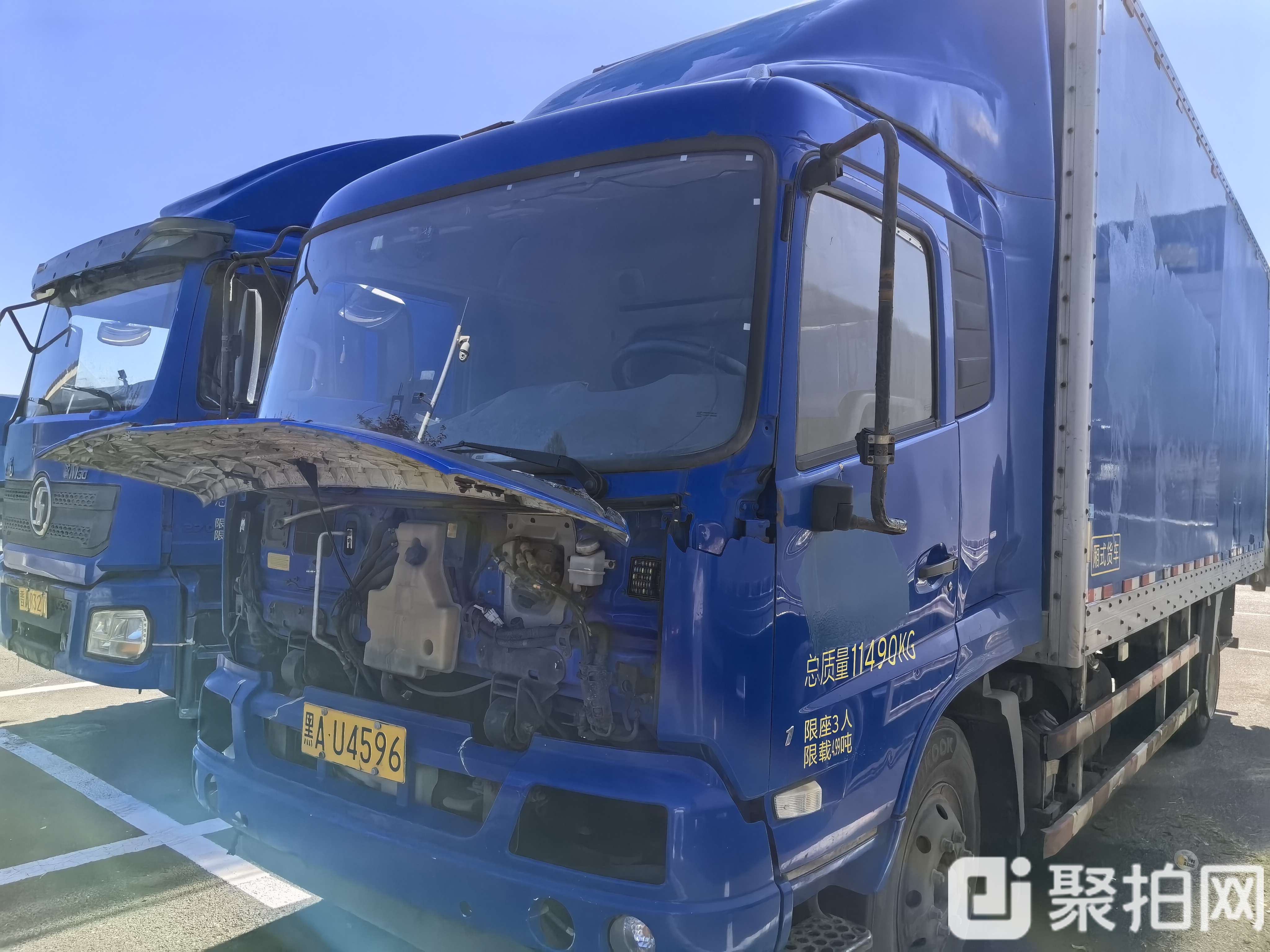 物流货车-东风6.5米-黑AU4596