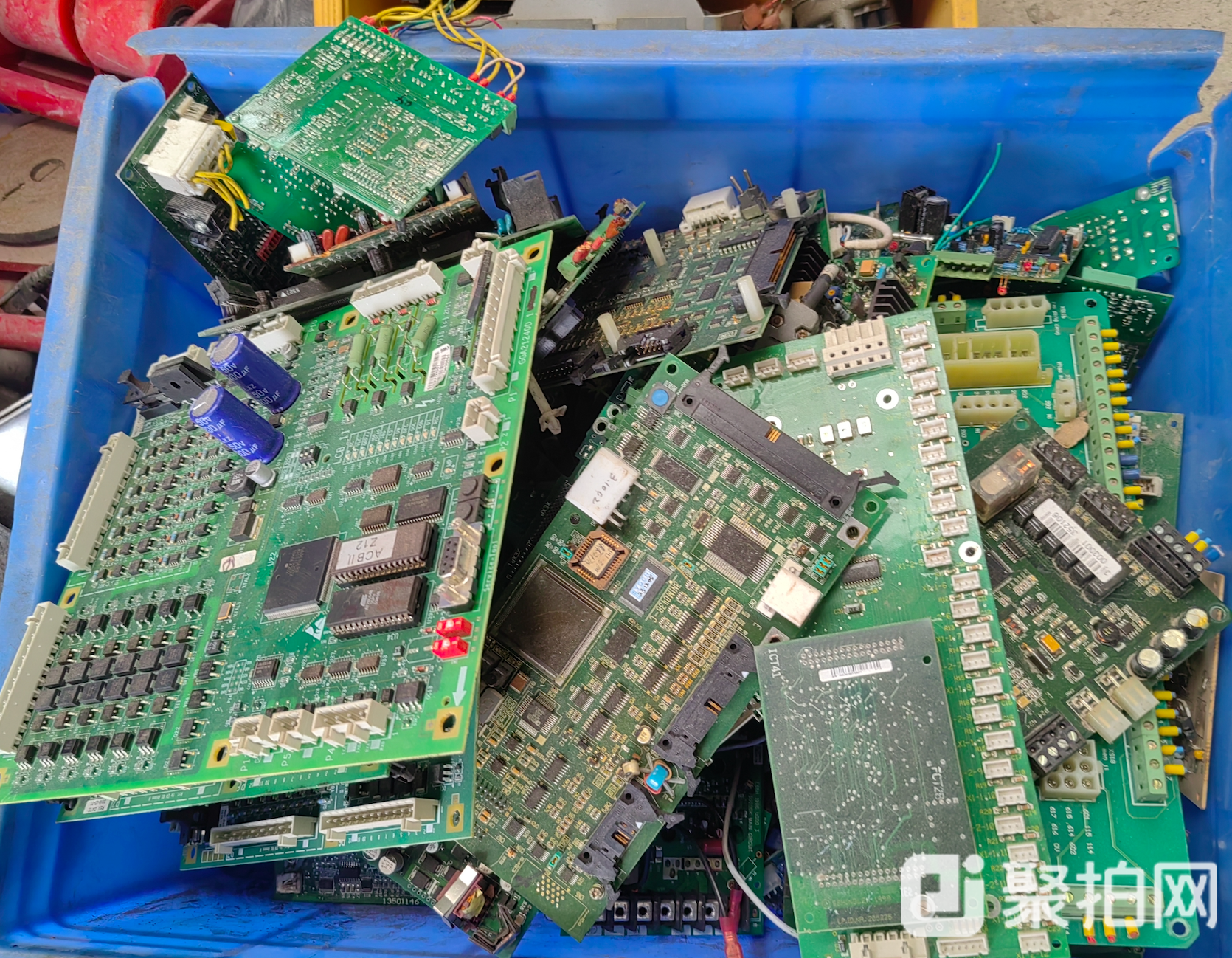 有色金属-废旧主板一批0.04吨