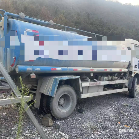 报废洒水车一辆