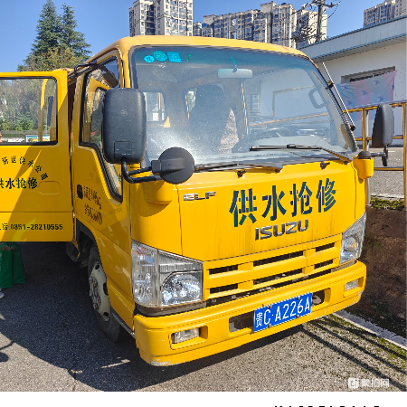 五十铃牌 QL1040A6HW（贵 CA226A）一辆