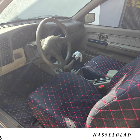 东风牌 ZN5023XXYH2X（贵CHX209）一辆