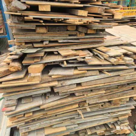 废旧木料