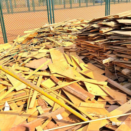 废旧木料