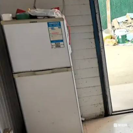 冰箱1个