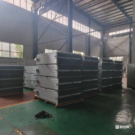 散热片、油箱