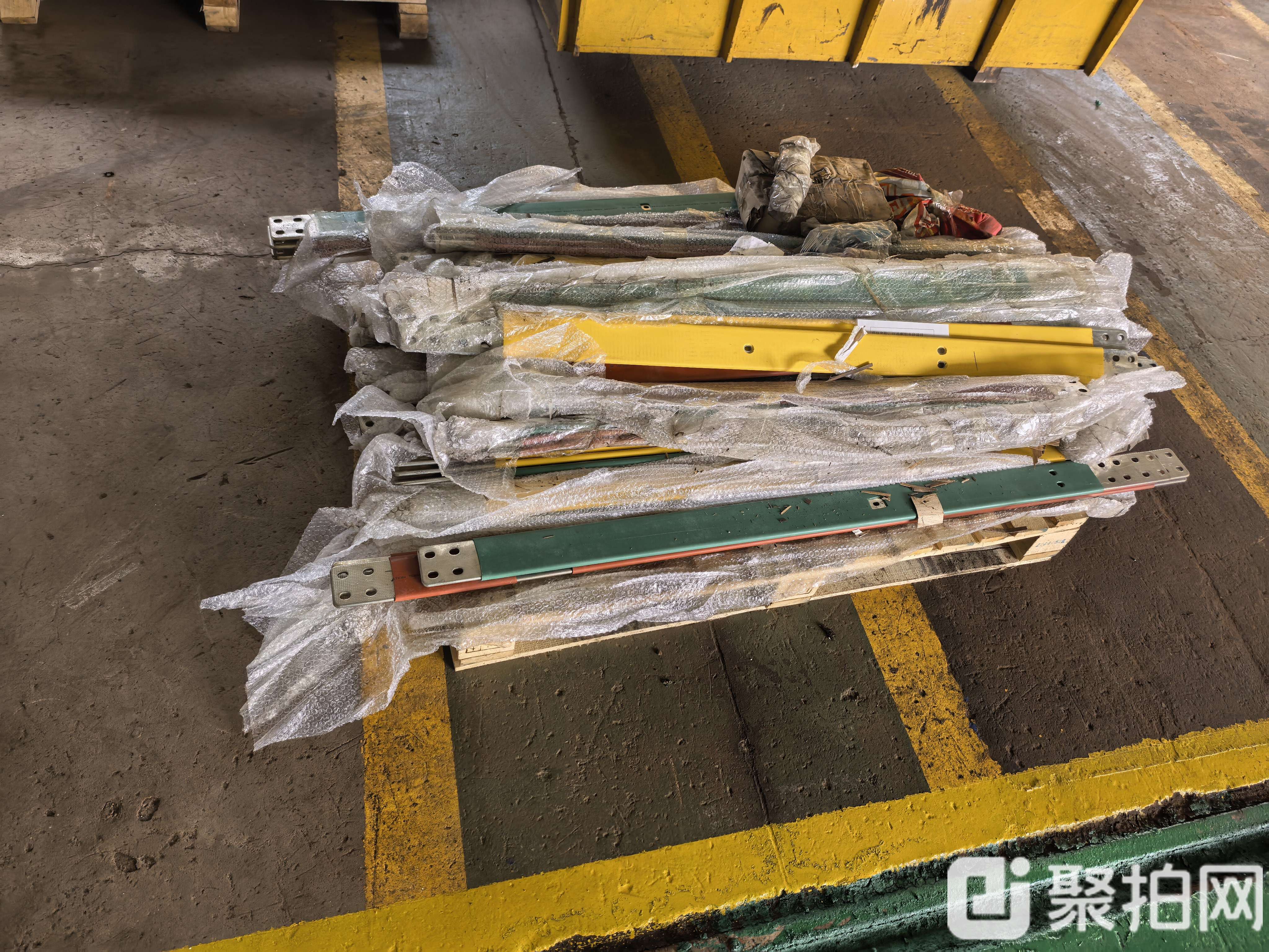 其它-母线金具集群材料11米