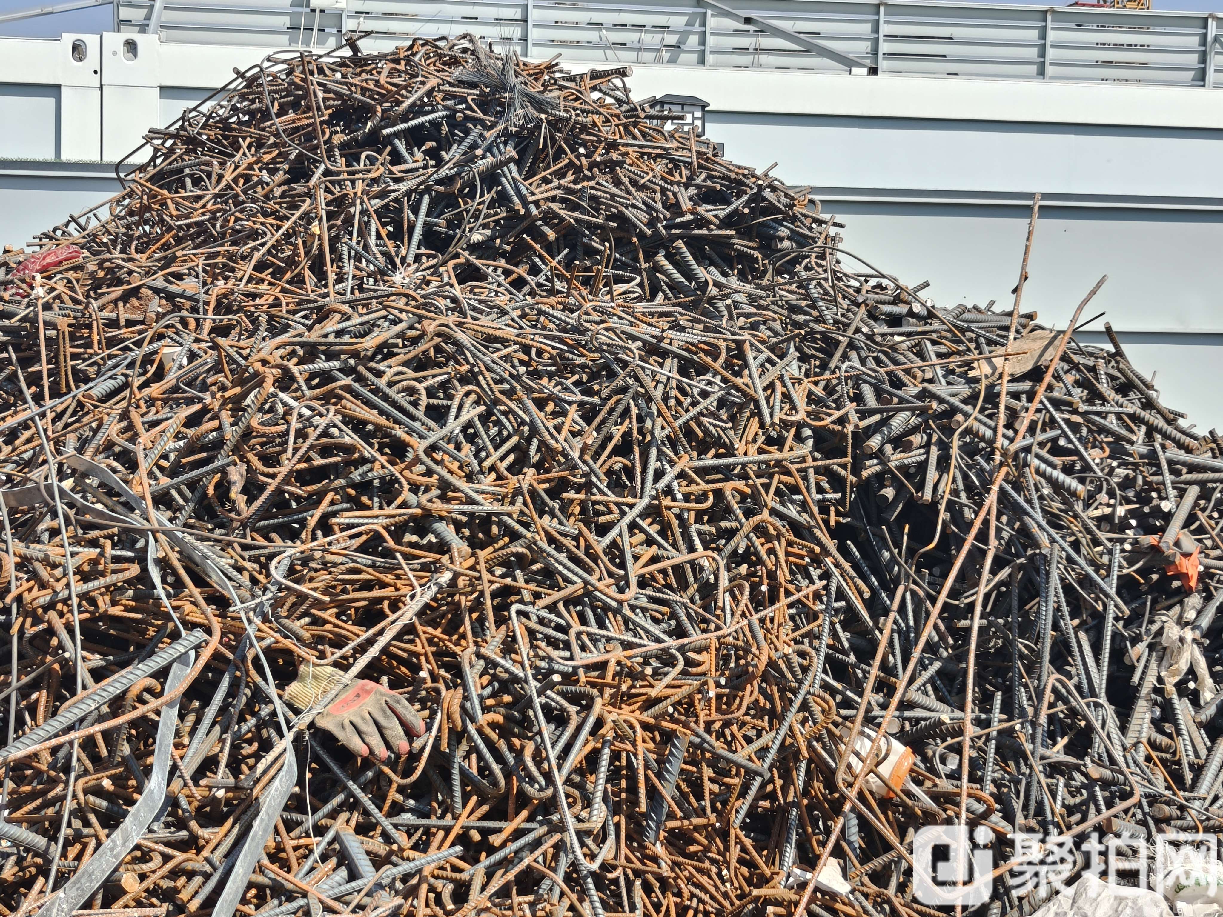 废钢铁-热轧三级带肋钢筋HRB400【直径综合考虑】27吨