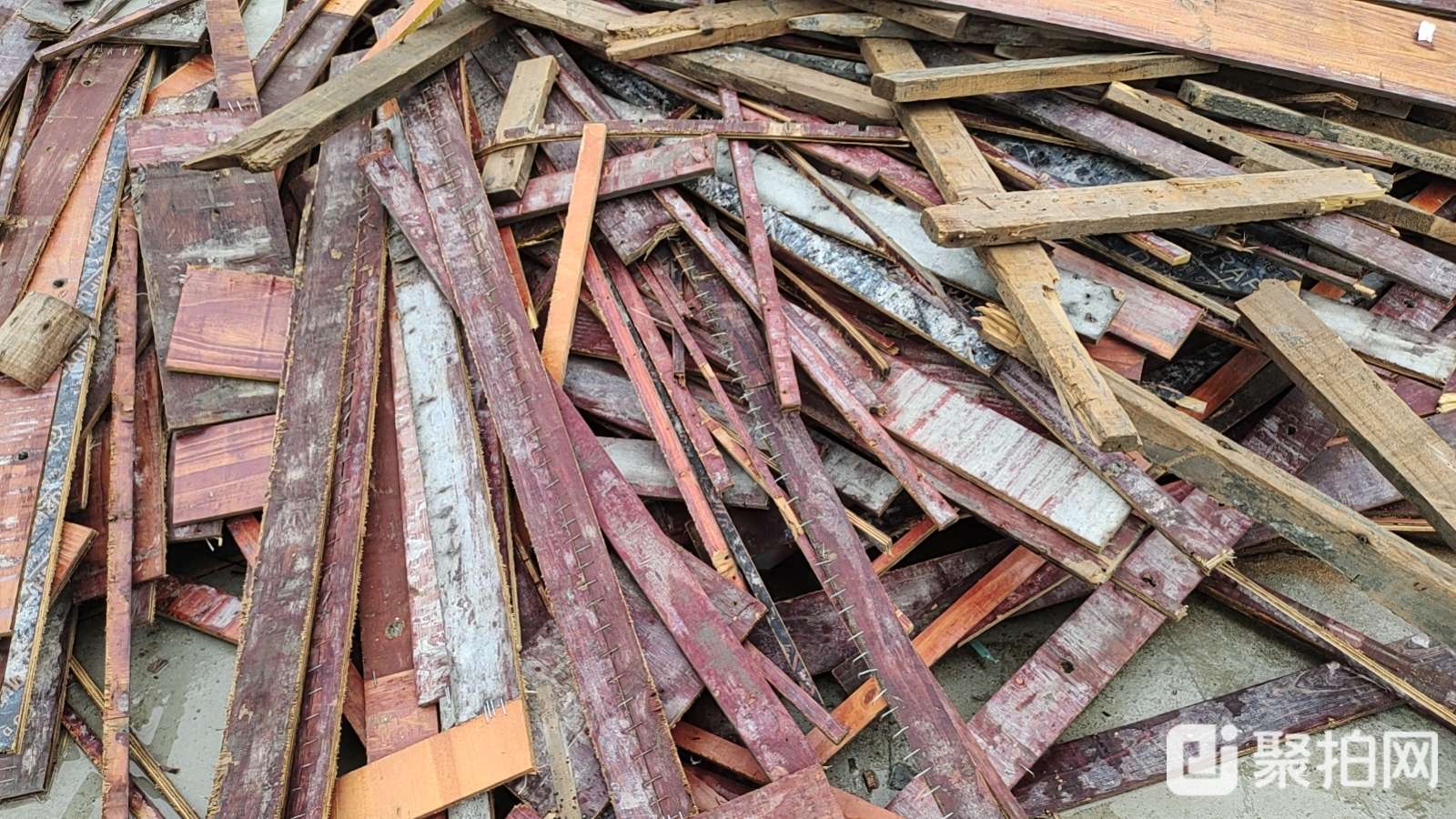 废旧木模板一批