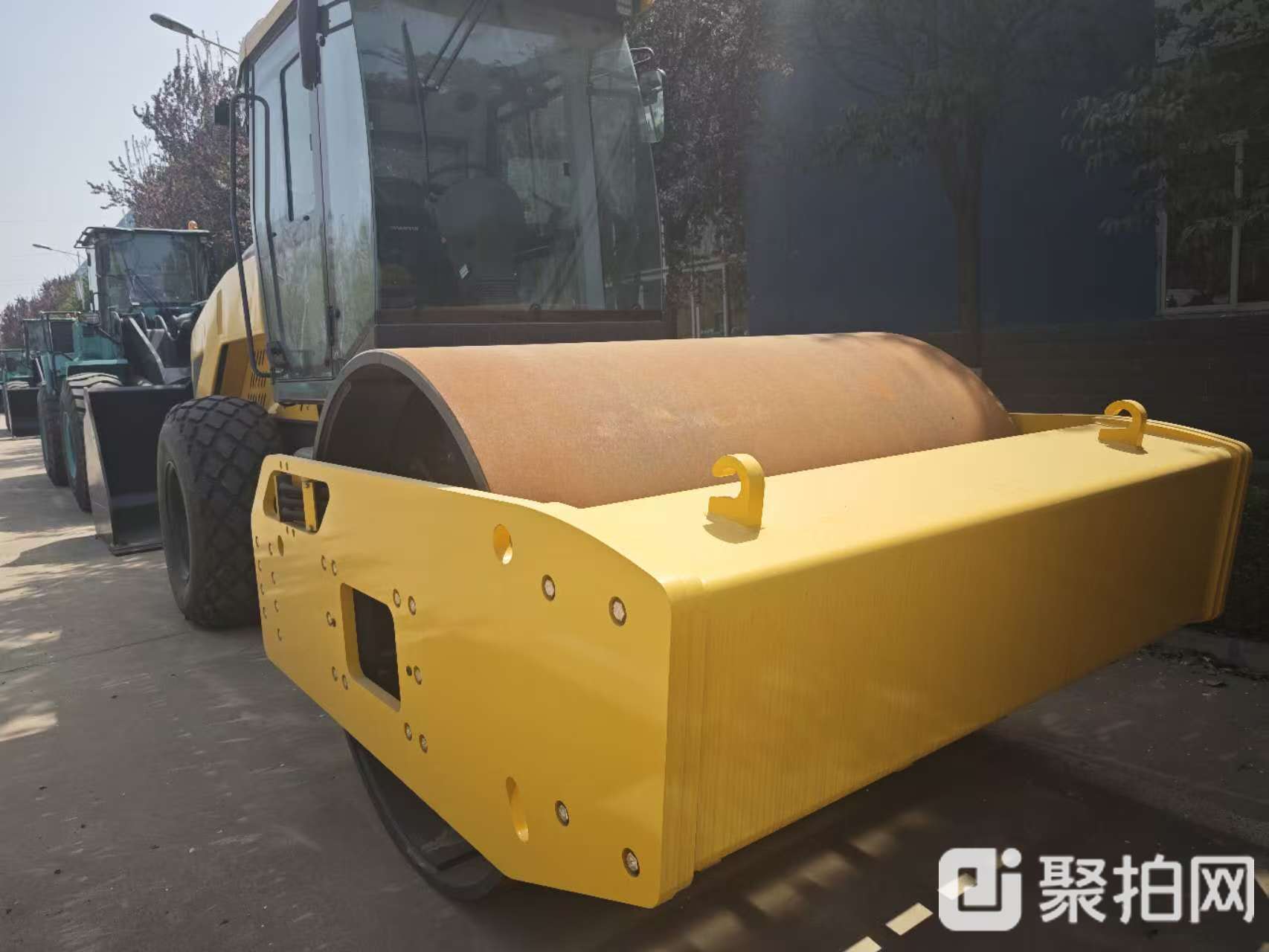 单钢轮压路机SR18-B6国二(机号:305)